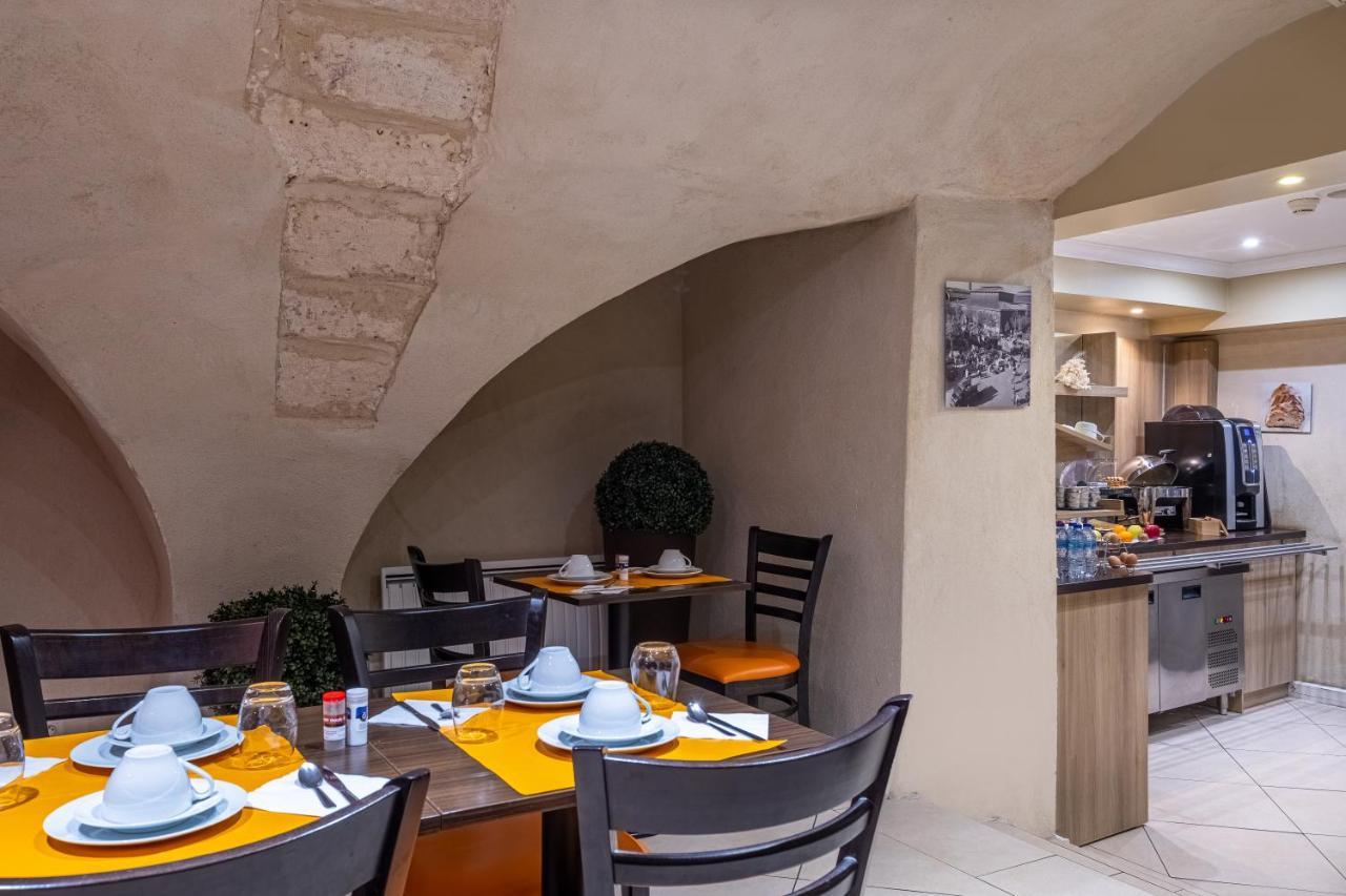 Hotel 85 Saint Honore Париж Екстериор снимка