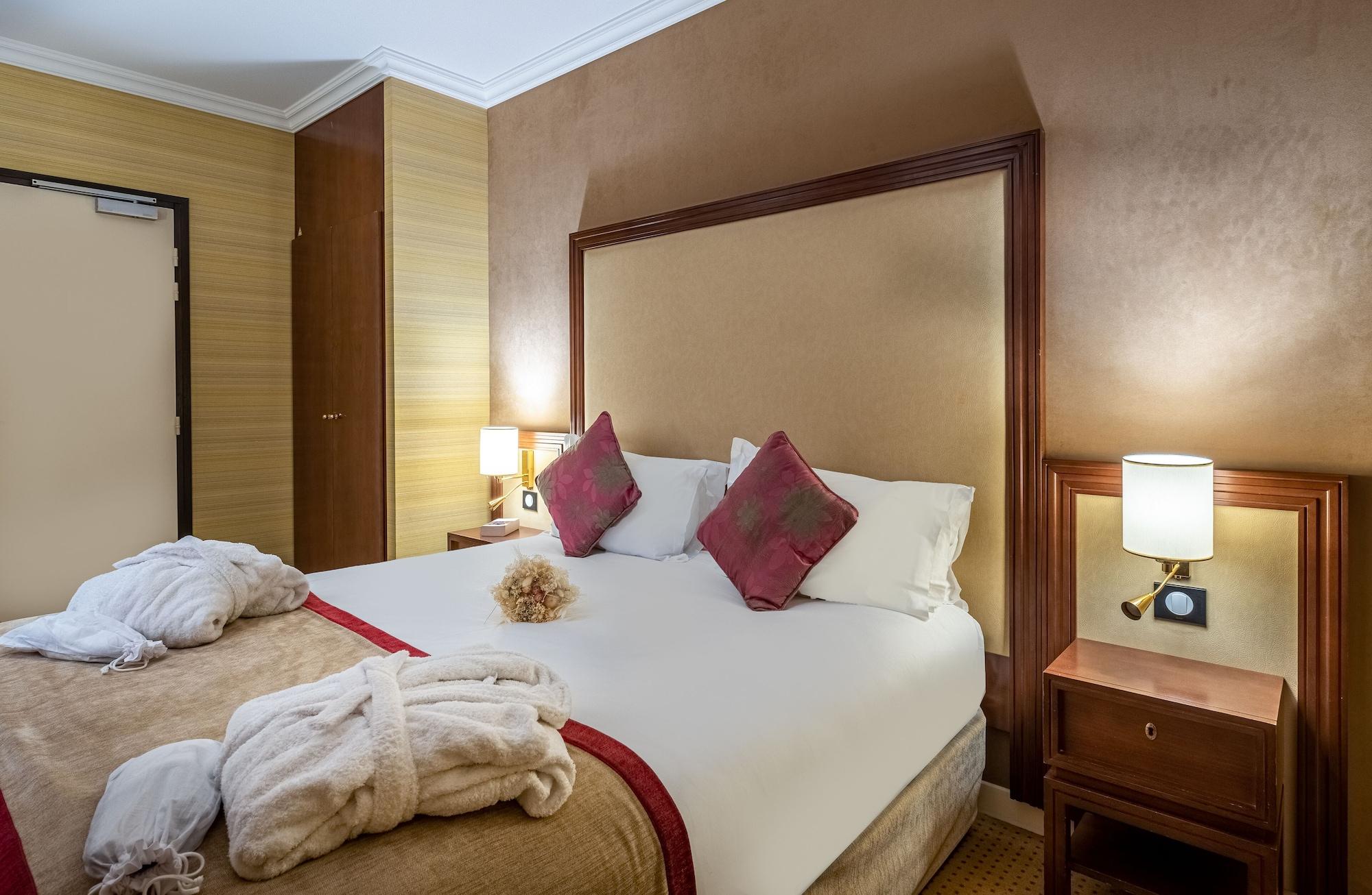 Hotel 85 Saint Honore Париж Екстериор снимка