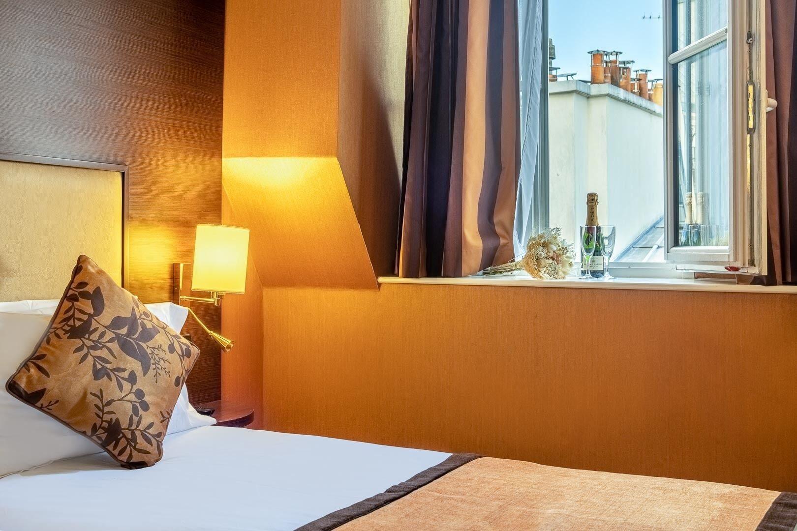 Hotel 85 Saint Honore Париж Екстериор снимка